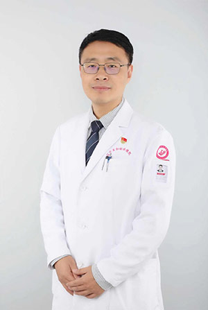 王立强.jpg